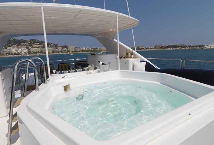 [35m-Yacht-ENCHANTRESS]-1272-38.jpg