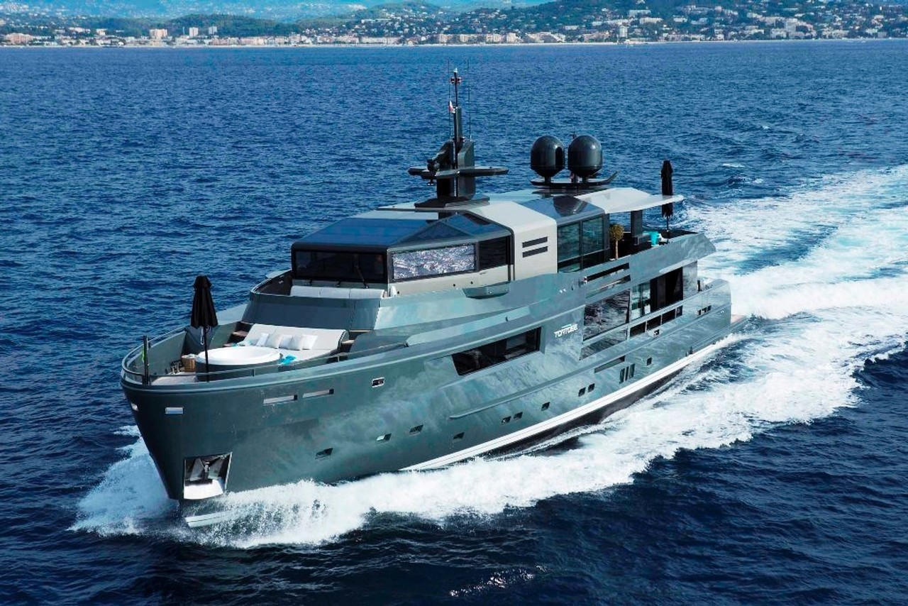 [35m-Yacht-TORTOISE]-10117-149.jpg