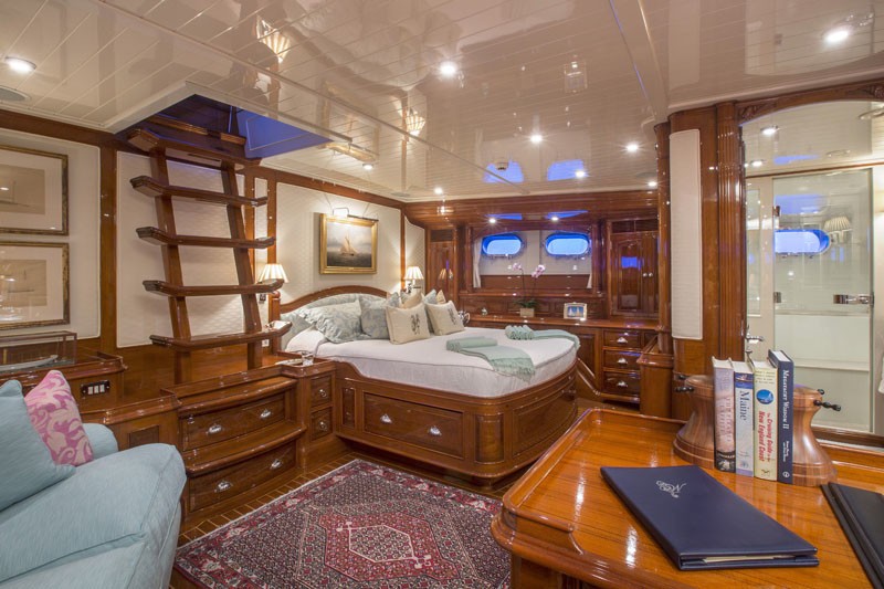 [35m-Yacht-WHISPER]-1261-112.jpg