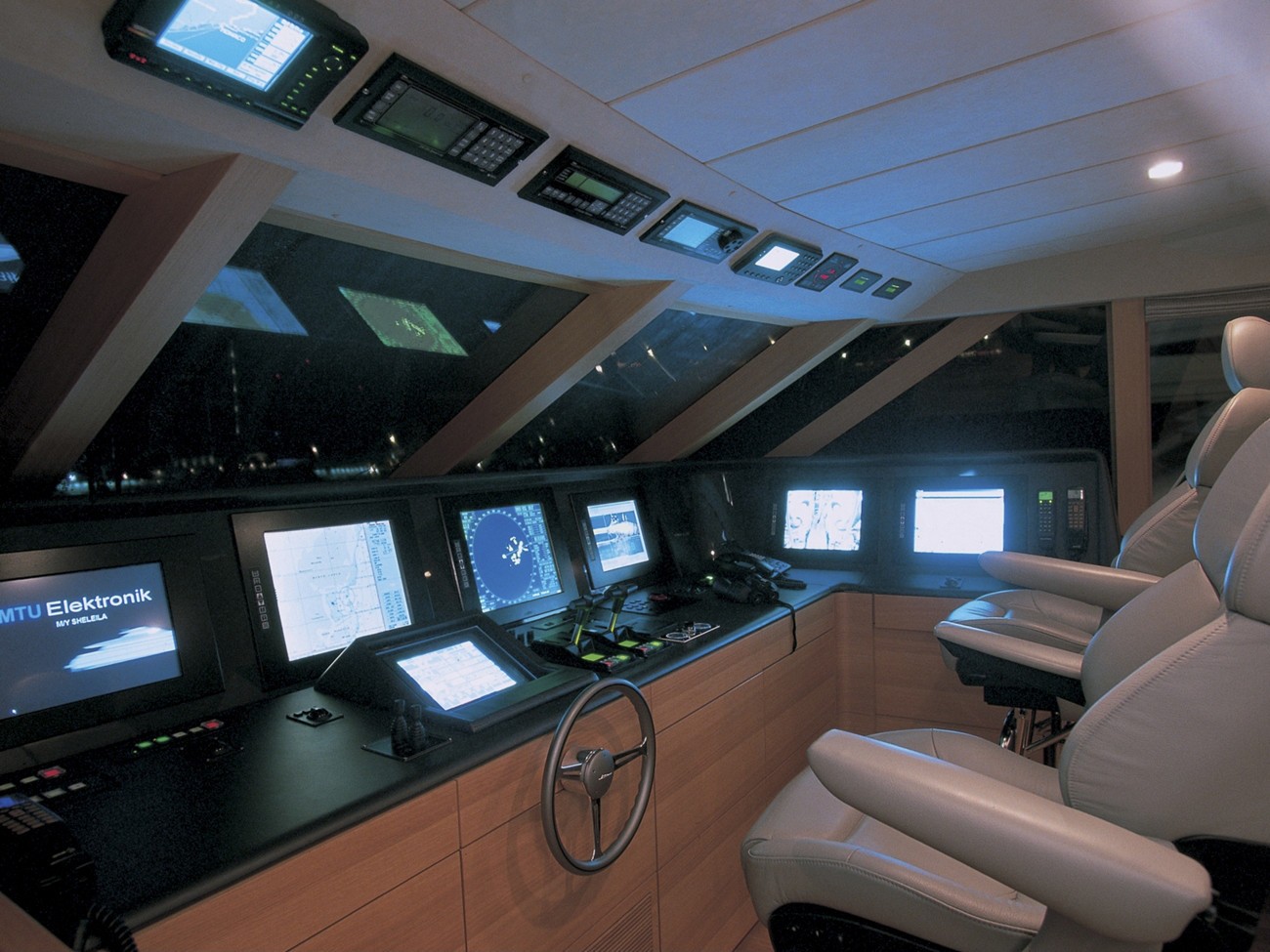[36m-Yacht-SHELEILA]-1317-96.jpg