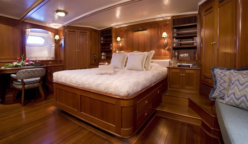 [37m-Yacht-AXIA]-1574-151.jpg