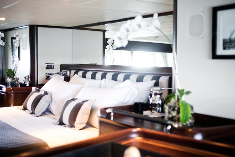 [37m-Yacht-MOONBIRD]-1107-130.jpg