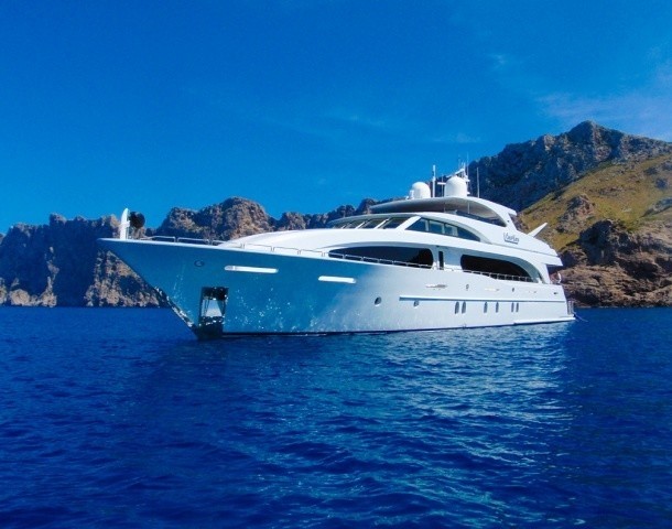 [37m-Yacht-VIVA-MAS]-1507-17.jpg