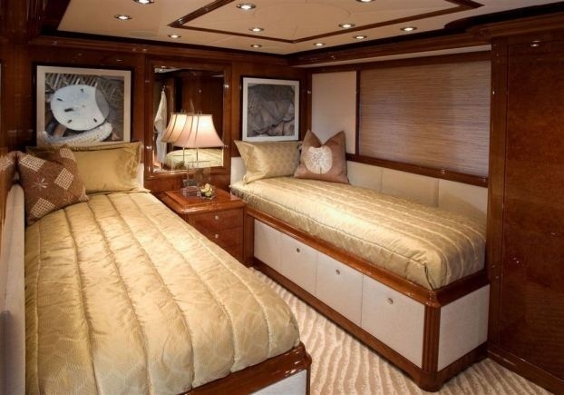 [37m-Yacht-VIVA-MAS]-1507-176.jpg