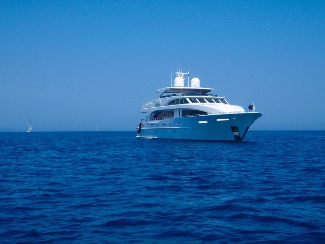 [37m-Yacht-VIVA-MAS]-1507-19.jpg