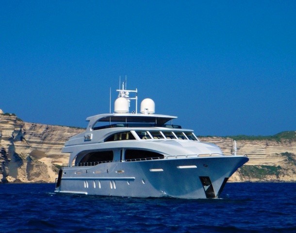 [37m-Yacht-VIVA-MAS]-1507-215.jpg