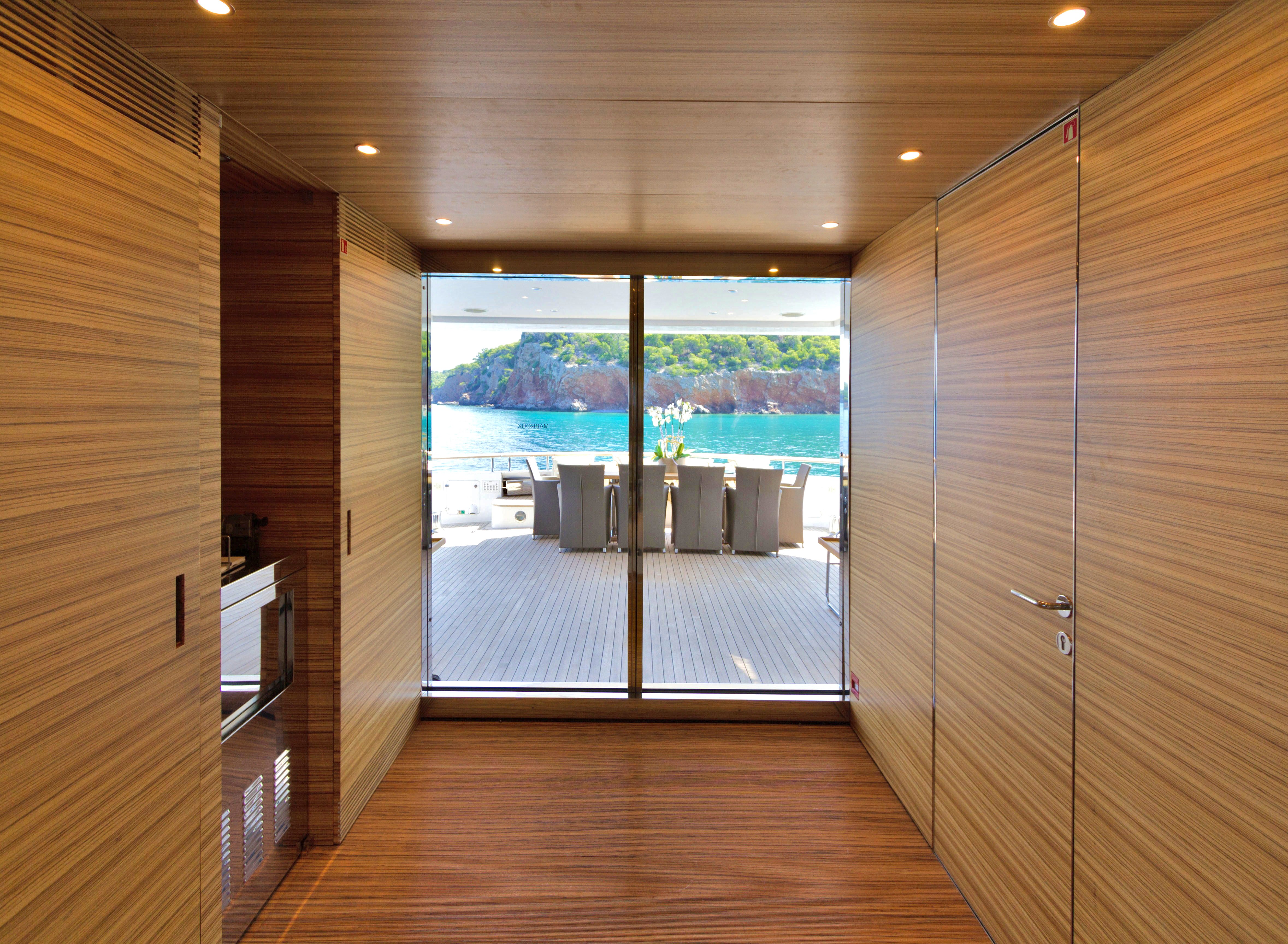 [38m-Yacht-MABROUK]-1710-32.jpg