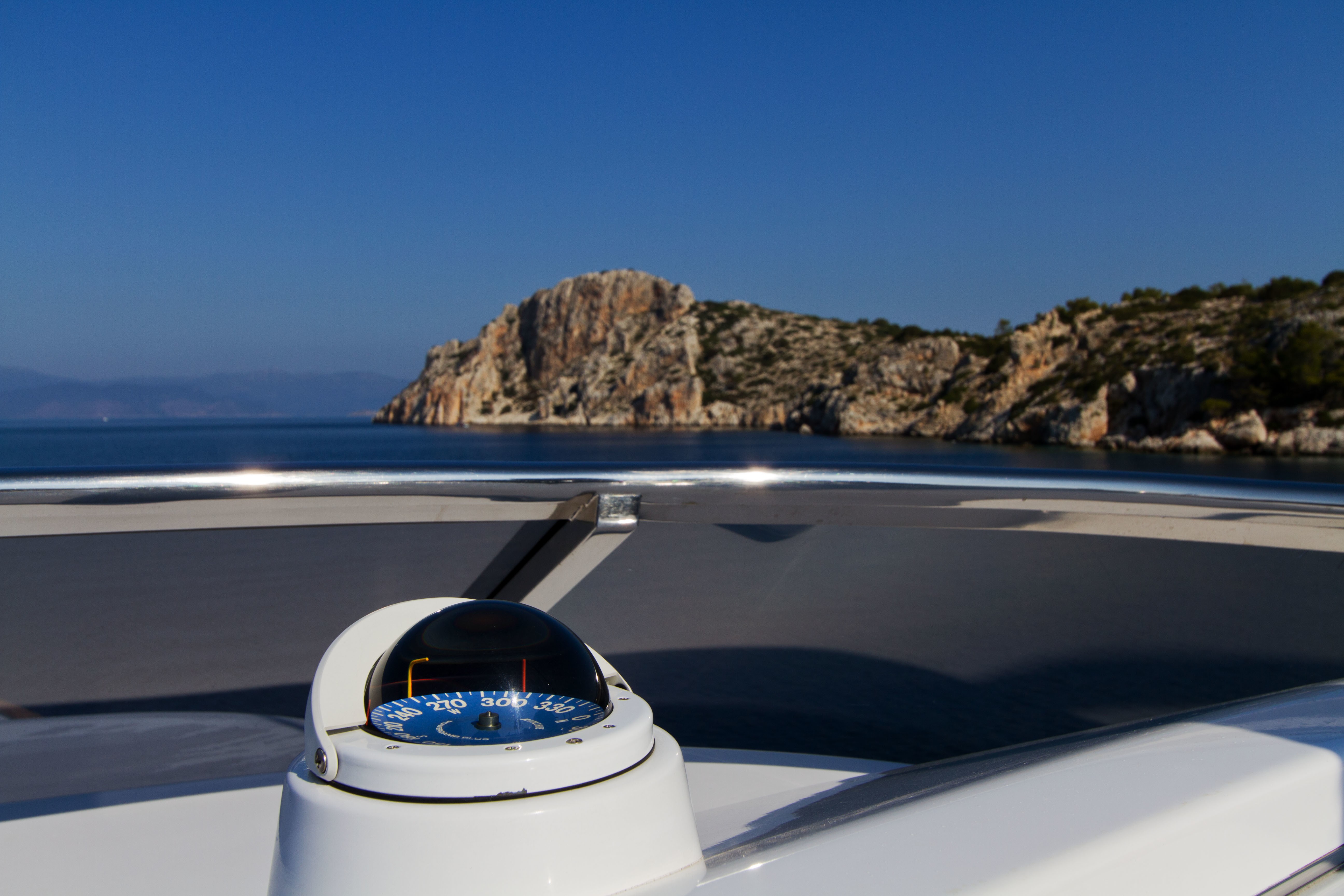 [38m-Yacht-MABROUK]-1710-94.jpg