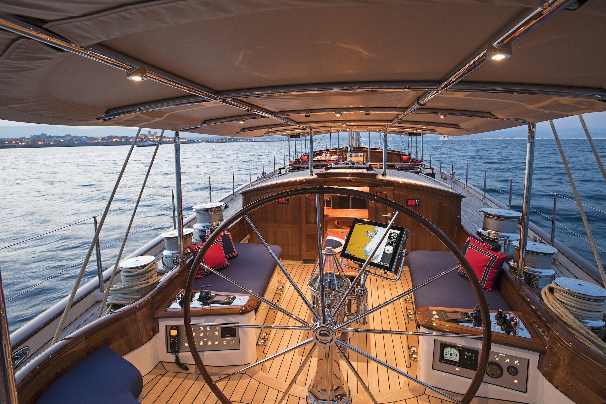 [39m-Yacht-ATALANTE]-12064-69.jpg