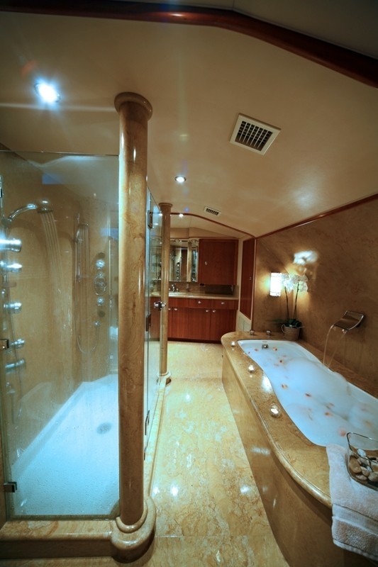 [39m-Yacht-ENDLESS-SUMMER]-1619-28.jpg