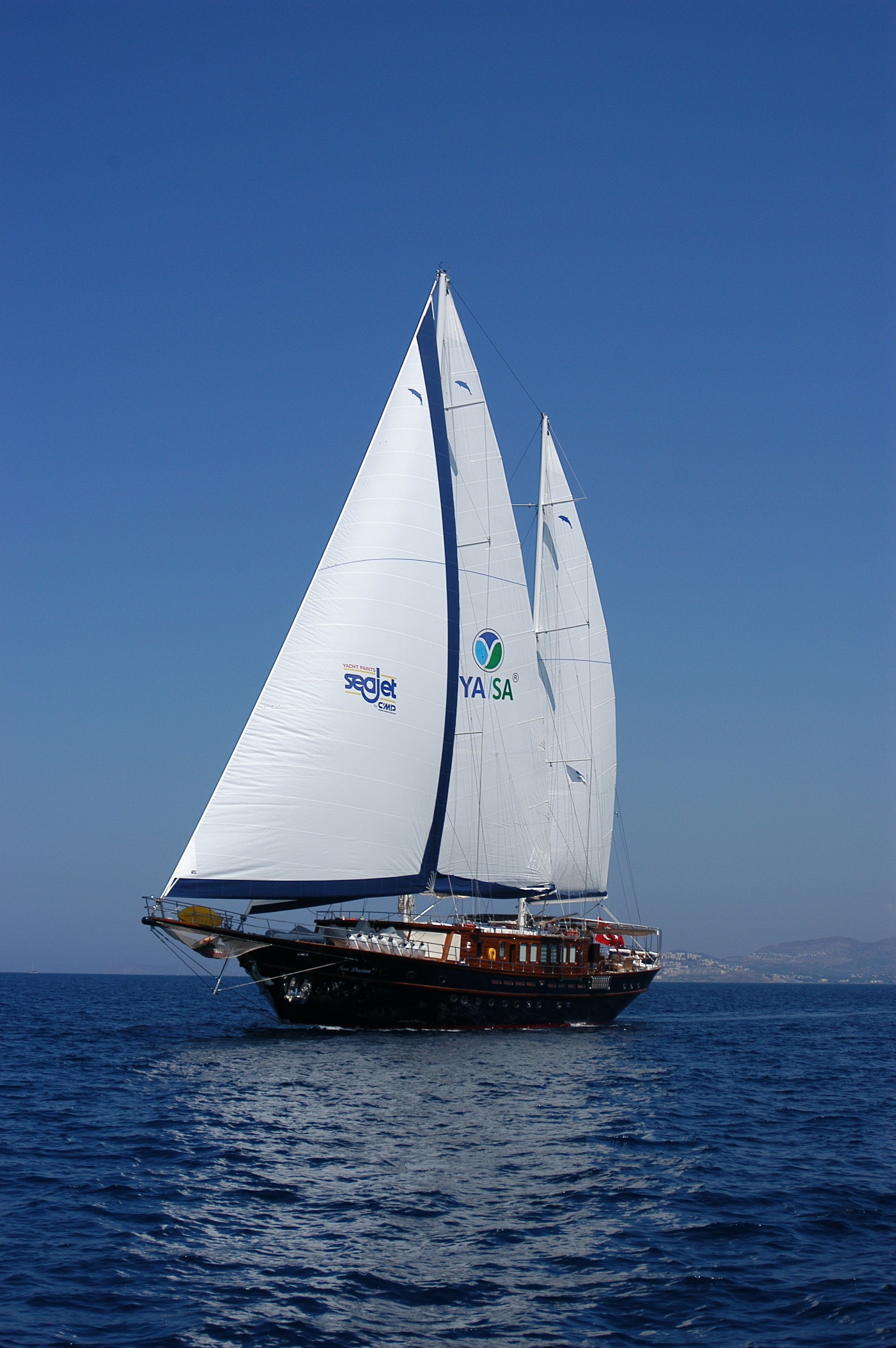 [39m-Yacht-SEA-DREAM]-10014-44.jpg