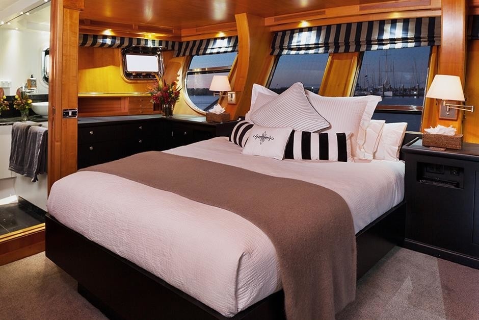 [39m-Yacht-SOUTHERN-CLOUD]-1517-150.jpg