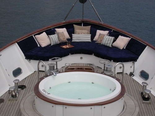 [40m-Yacht-AVA]-1149-16.jpg