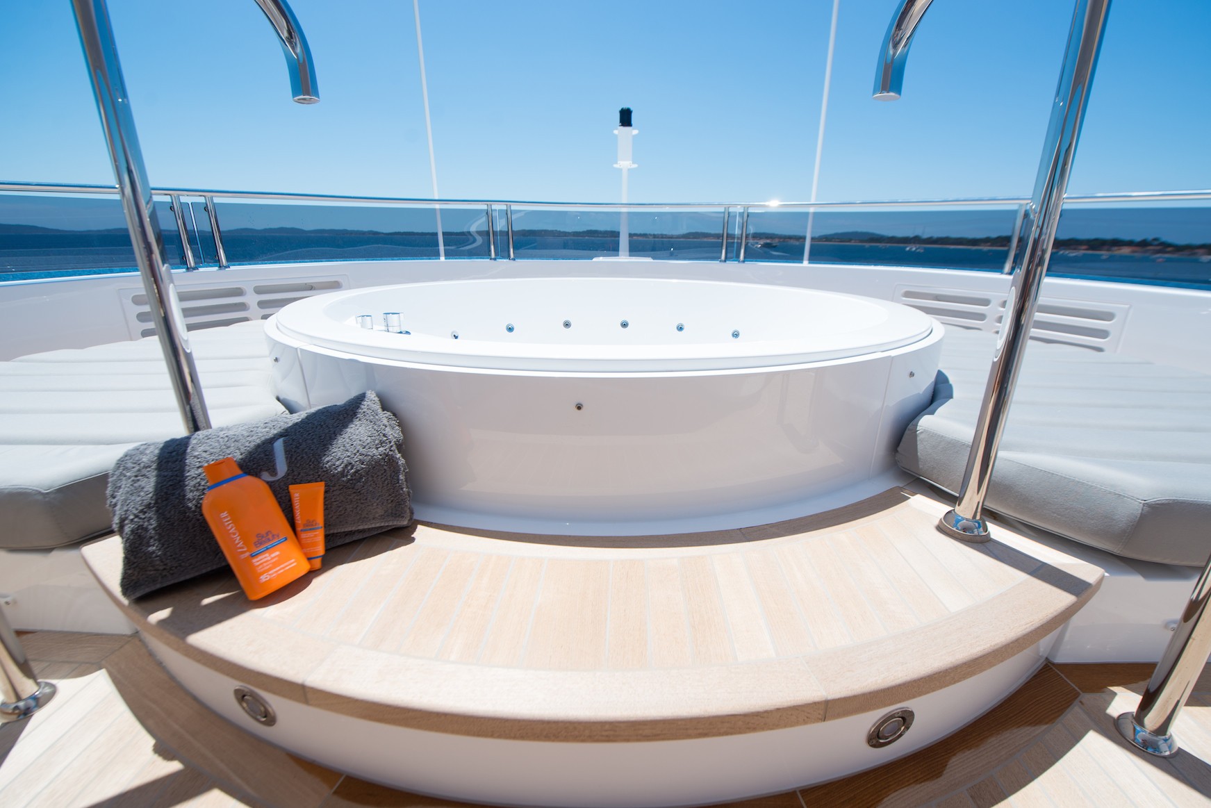 [40m-Yacht-JACOZAMI]-10158-70.jpg