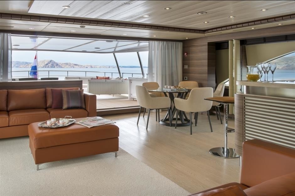 [40m-Yacht-ORYX]-11789-87.jpg