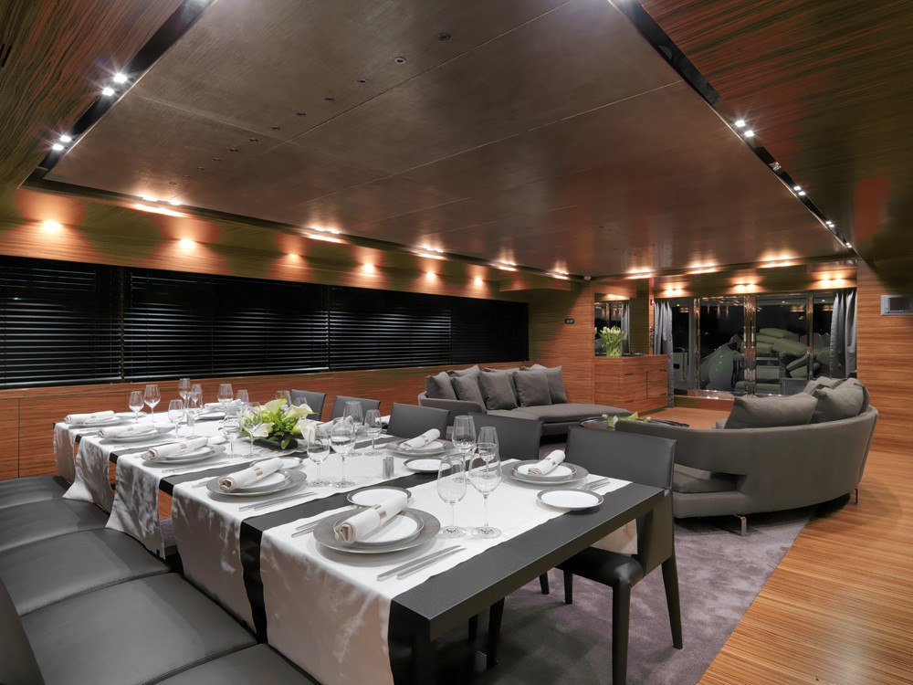 [40m-Yacht-SIERRA-ROMEO]-1228-31.jpg