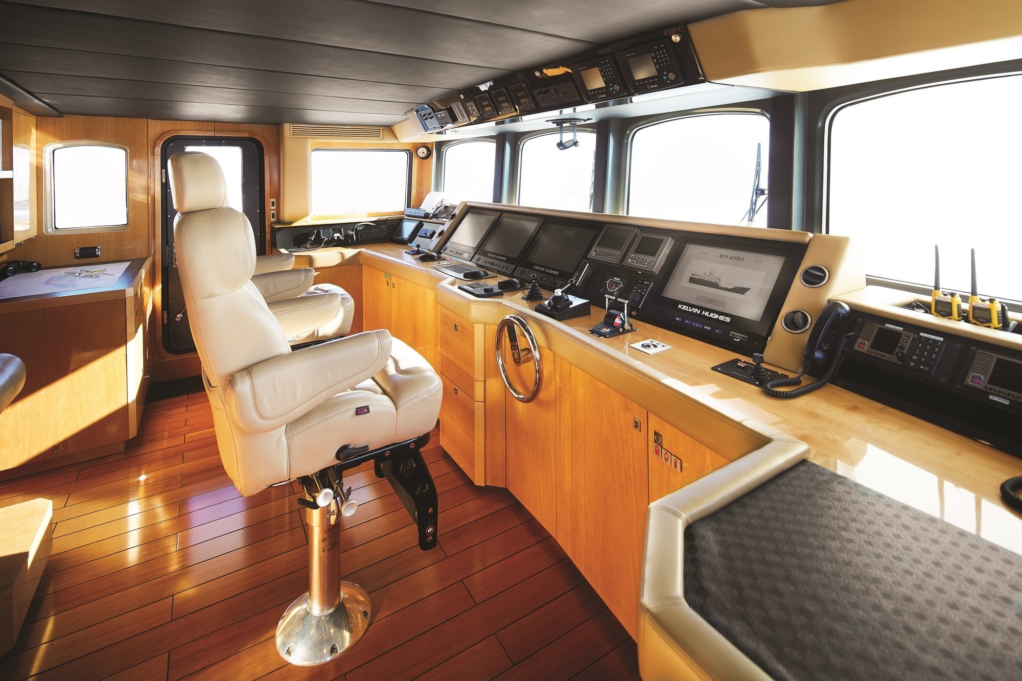 [42m-Yacht-ANDA]-10003-130.jpg