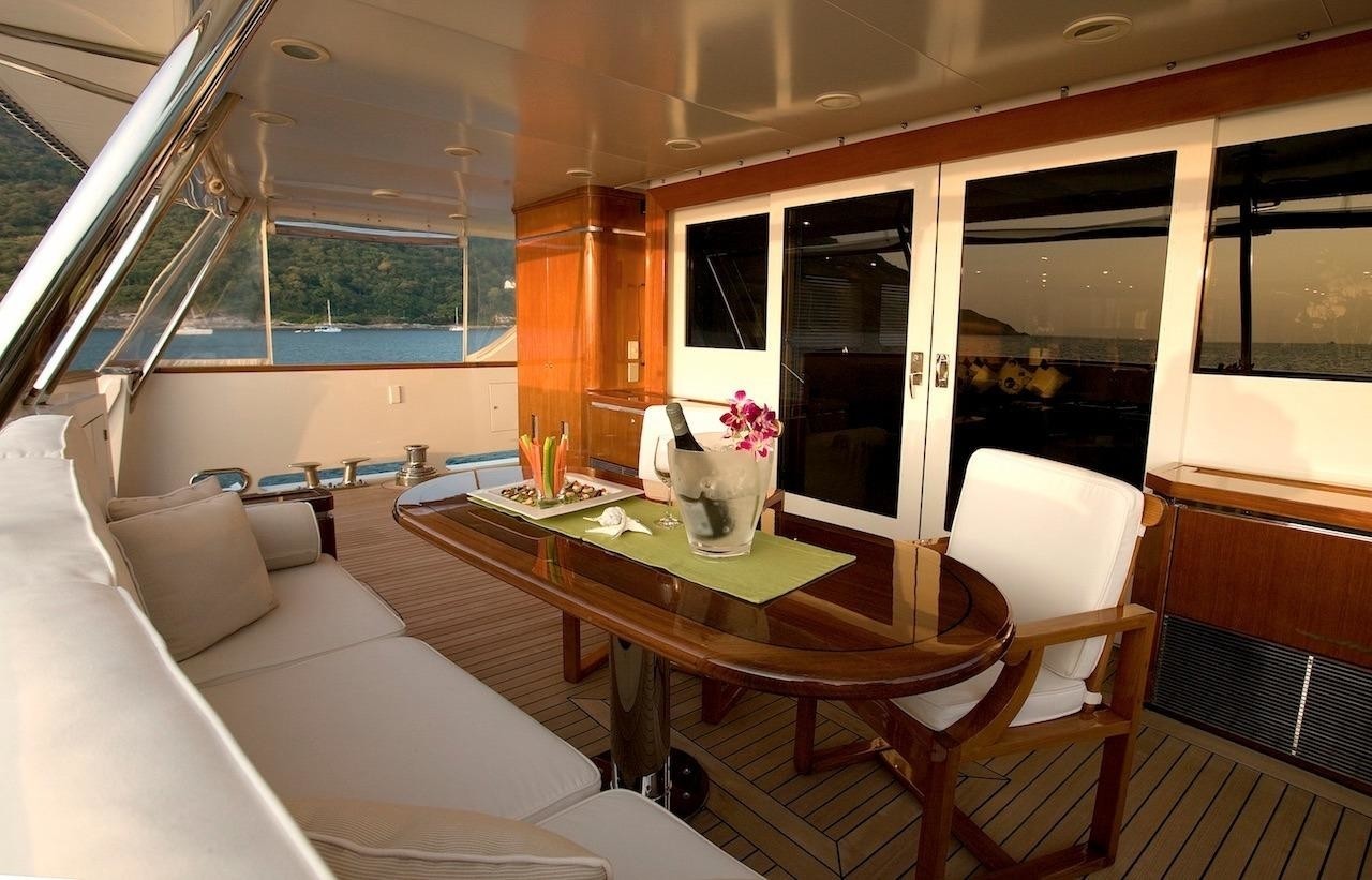 [42m-Yacht-MAVERICK-II]-1235-208.jpg
