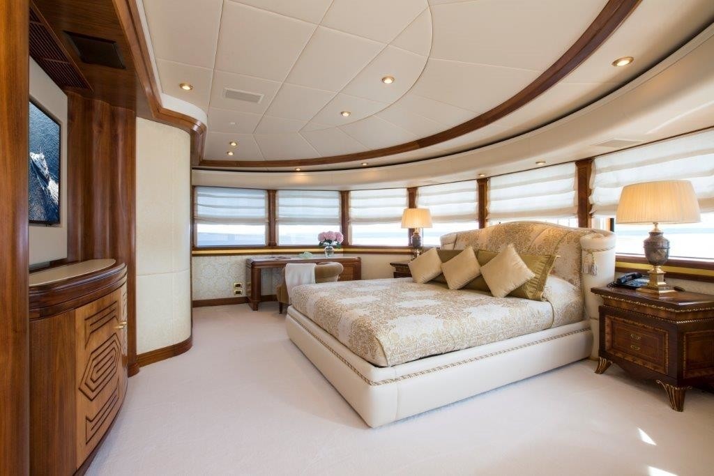 [43m-Yacht-ALASKA-OF-GEORGE-TOWN]-1091-111.jpg
