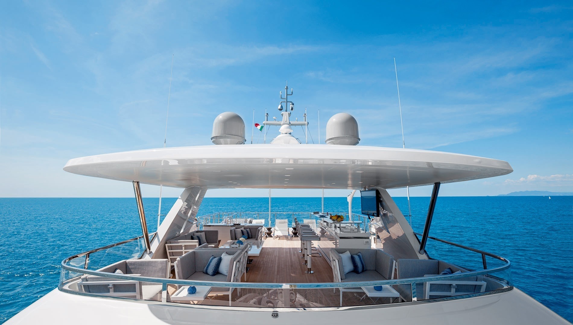 [43m-Yacht-H]-11636-62.jpg
