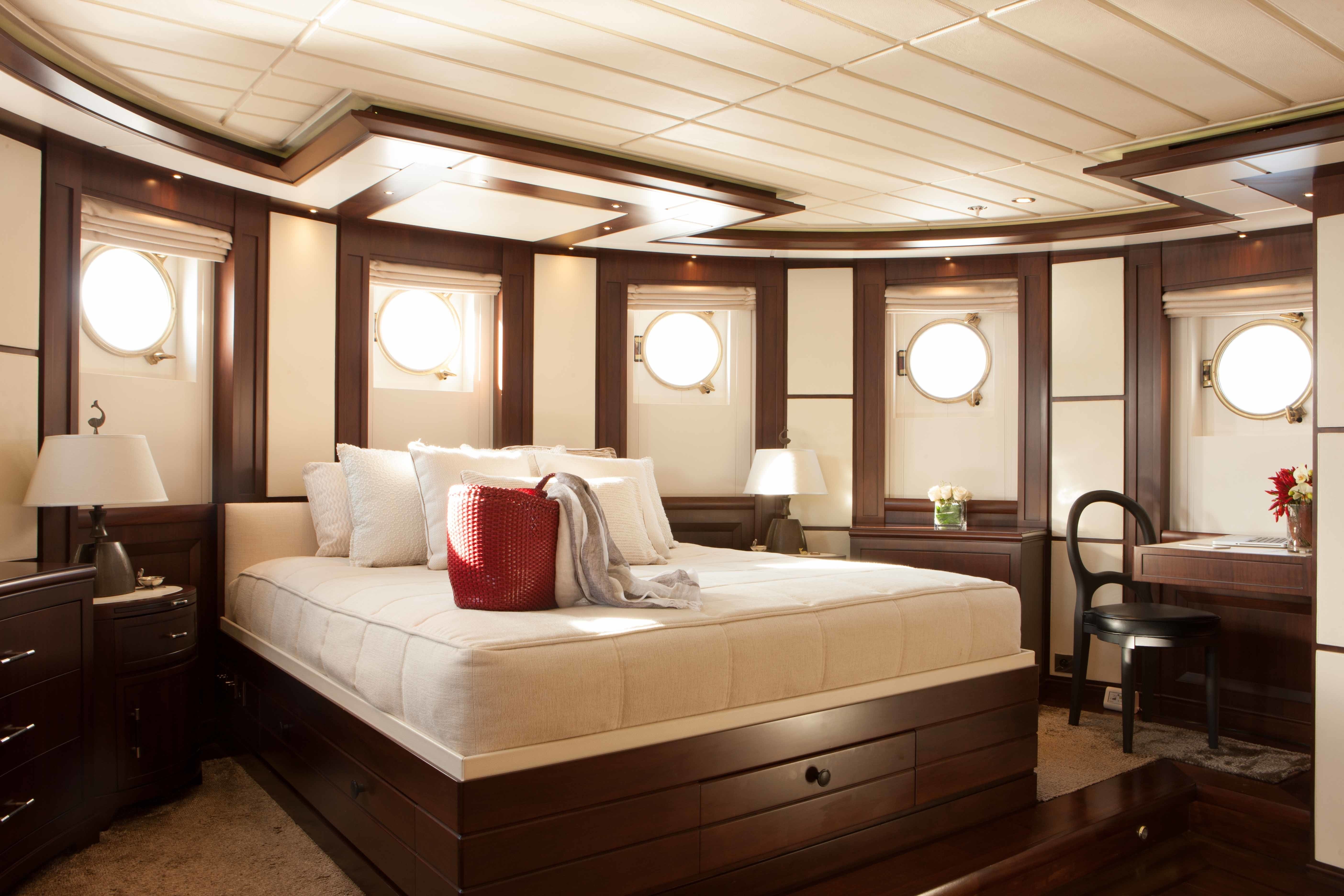 [43m-Yacht-ICE-LADY]-10076-118.jpg