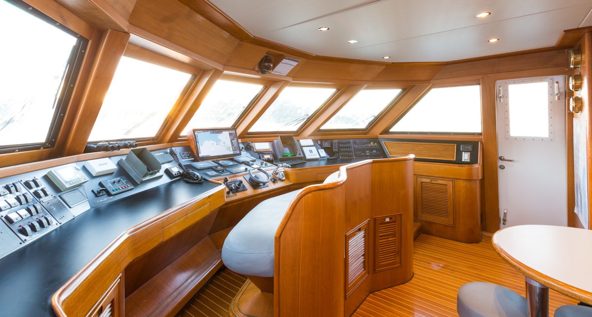 [43m-Yacht-SEA-FALCON]-10183-50.jpg