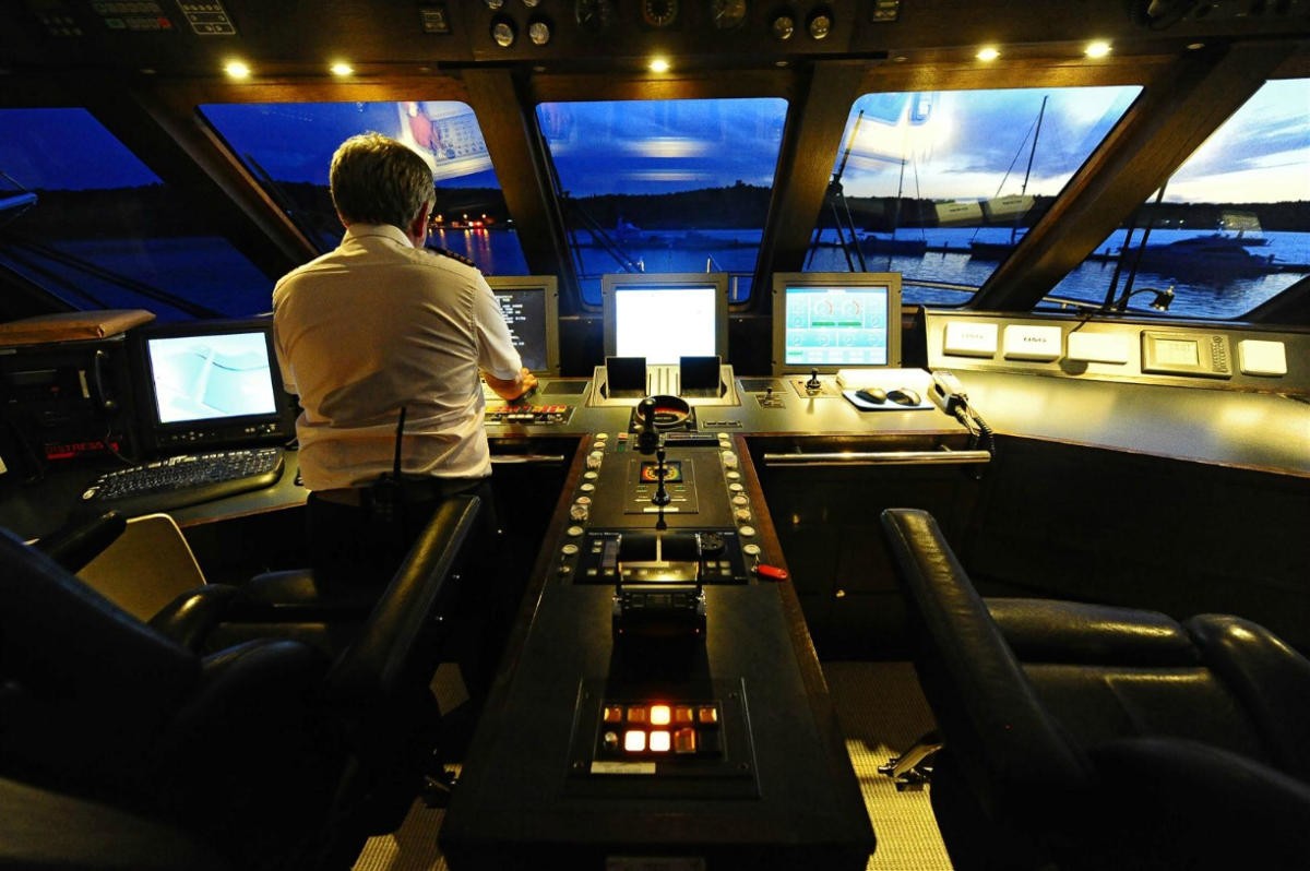 [44m-Yacht-BERZINC]-1482-53.jpg