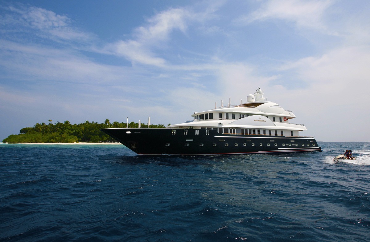 [44m-Yacht-DHAAINKANBAA]-1815-21.jpg