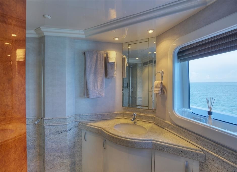 [44m-Yacht-I-LOVE-THIS-BOAT]-1448-44.jpg