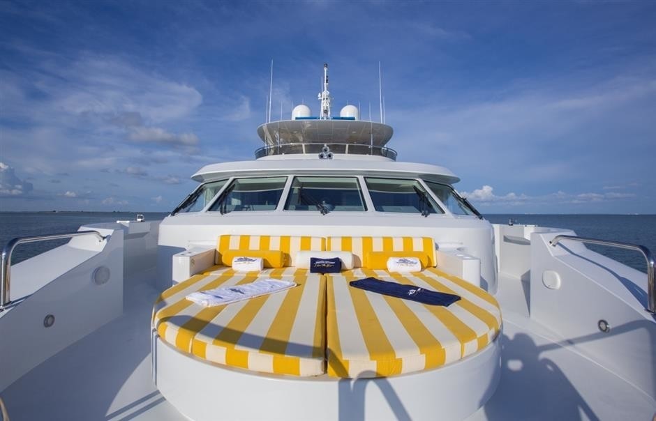 [44m-Yacht-I-LOVE-THIS-BOAT]-1448-99.jpg