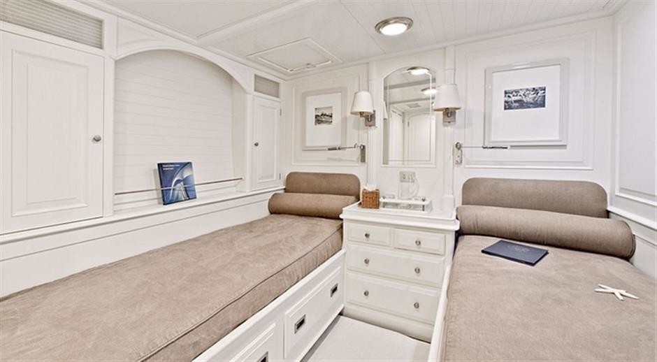 [44m-Yacht-MARICHA-III]-1736-102.jpg