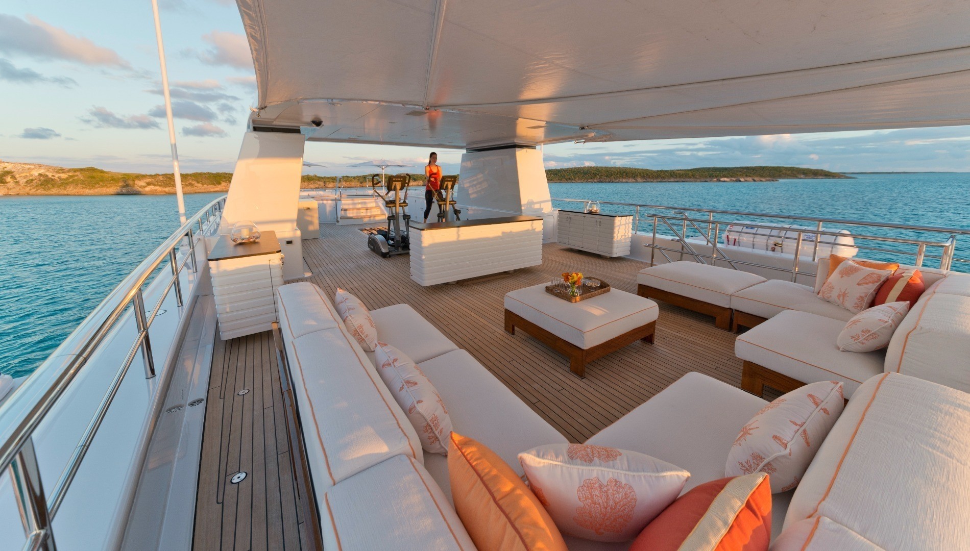 [45m-Yacht-BELLA-VITA]-12399-69.jpg