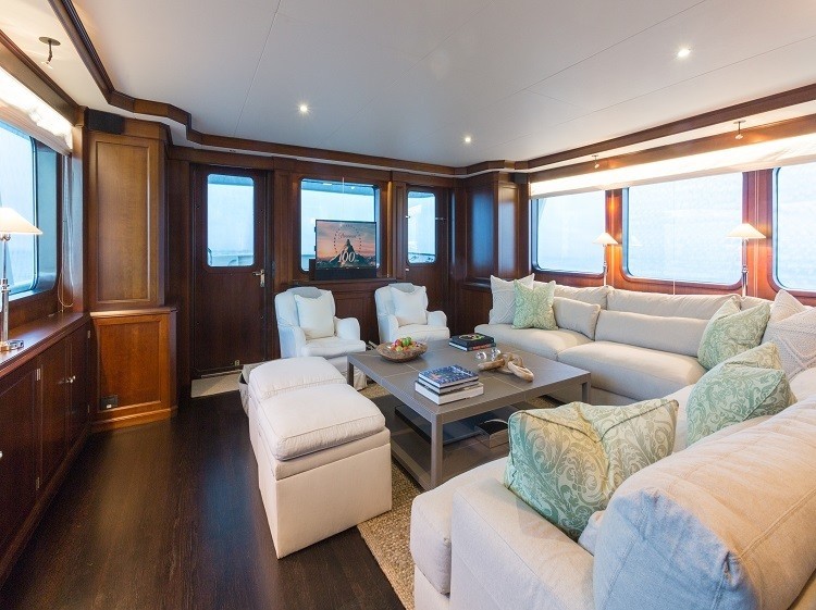 [46m-Yacht-PIONEER]-1360-180.jpg