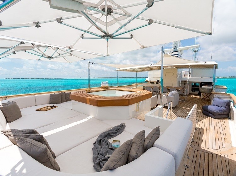 [46m-Yacht-PIONEER]-1360-208.jpg