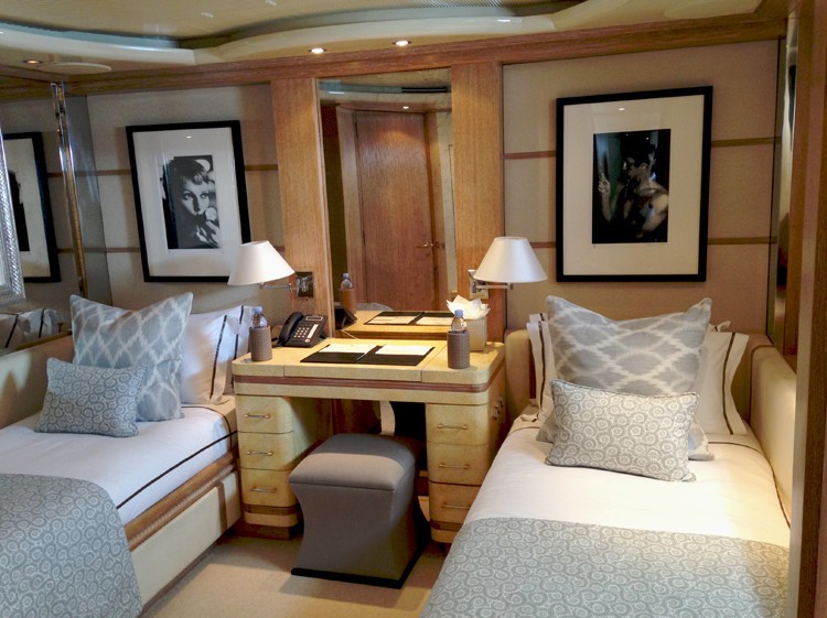 [49m-Yacht-QM-OF-LONDON]-1195-28.jpg