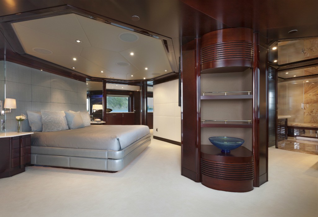 [49m-Yacht-TRENDING]-10486-32.jpg