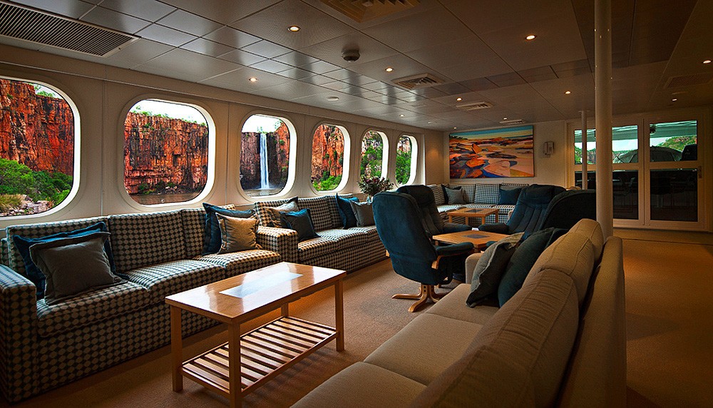 [49m-Yacht-TRUE-NORTH]-1811-22.jpg