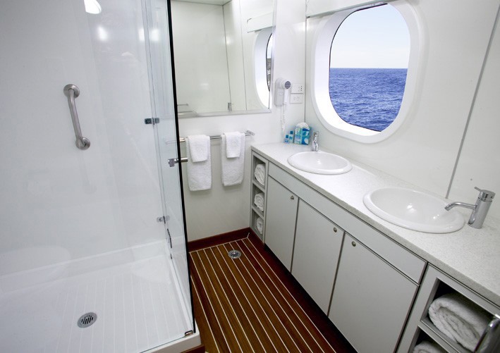 [49m-Yacht-TRUE-NORTH]-1811-24.jpg