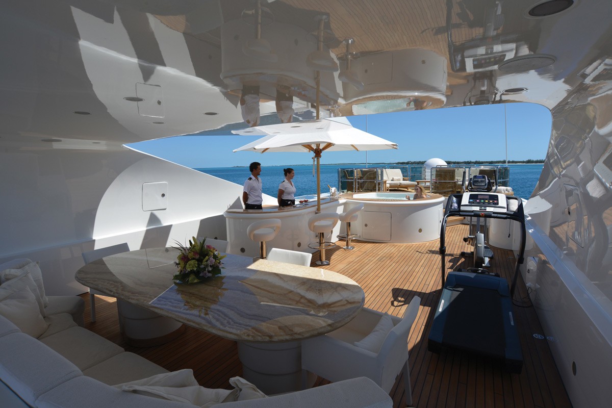 [50m-Yacht-LUMIERE]-1034-185.jpg