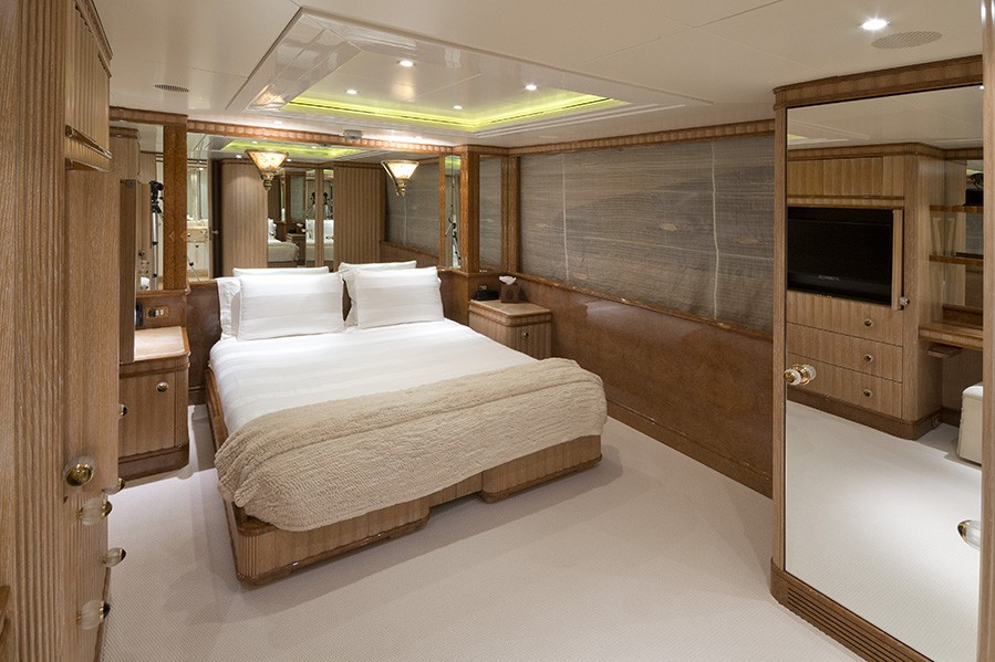 [50m-Yacht-LUMIERE]-1034-209.jpg