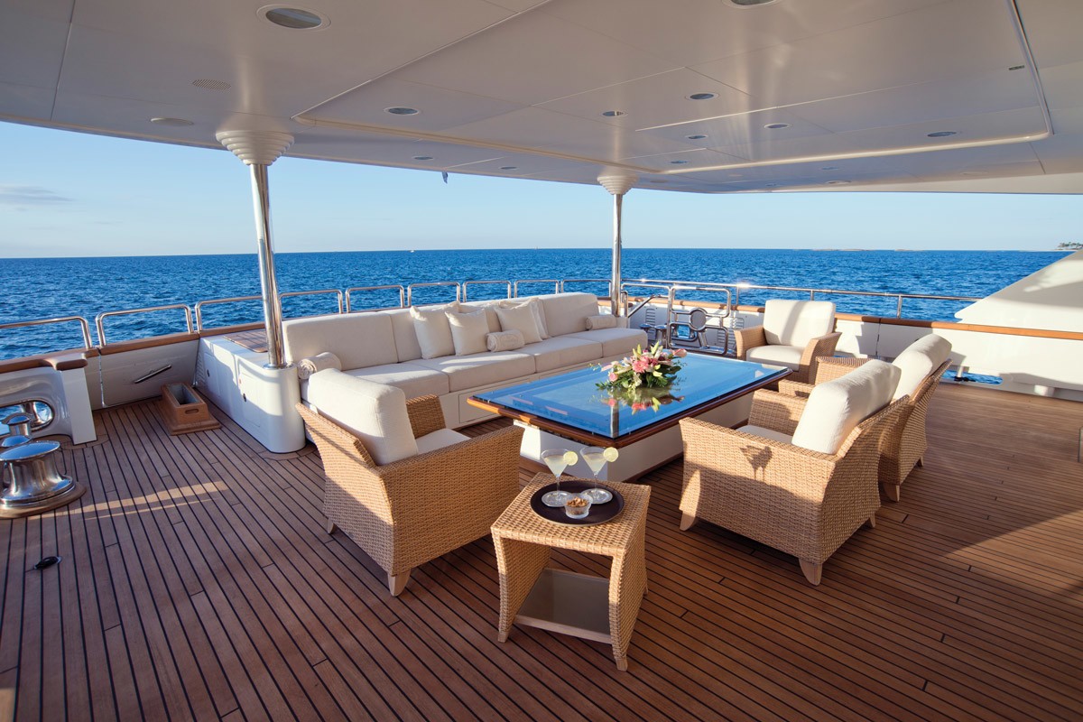 [50m-Yacht-LUMIERE]-1034-38.jpg