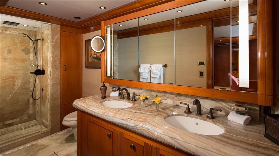 [50m-Yacht-WABI-SABI]-12398-8.jpg