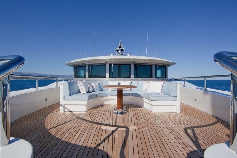 [52m-Yacht-LATITUDE]-11626-110.jpg