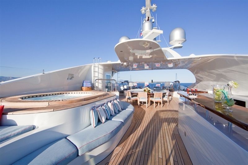 [52m-Yacht-LATITUDE]-11626-89.jpg
