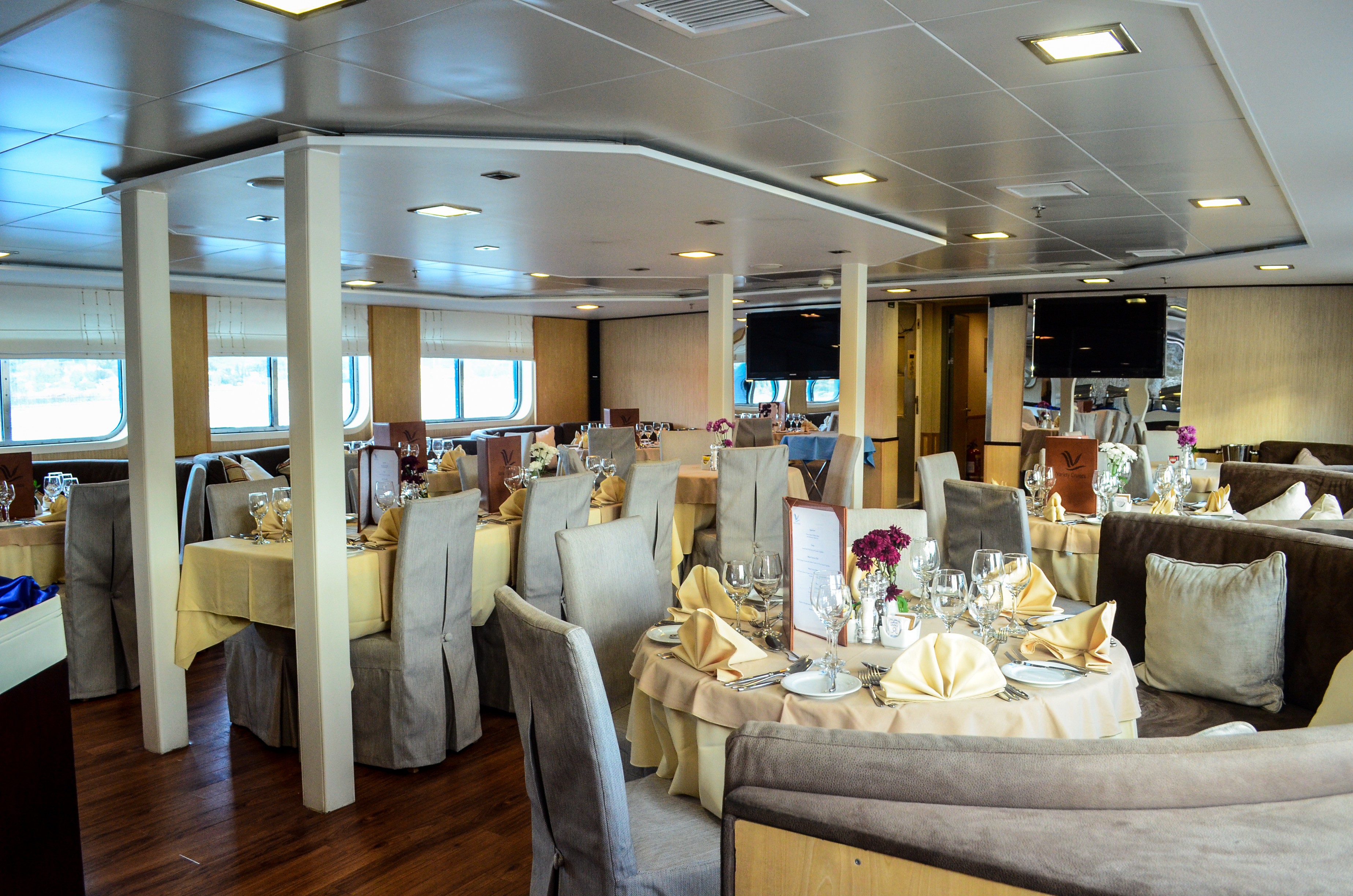 [55m-Yacht-HARMONY-V]-10560-111.jpg