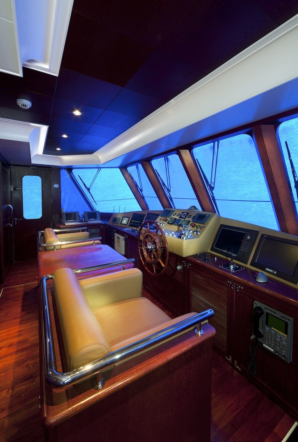 [55m-Yacht-WARSAN]-11561-111.jpg