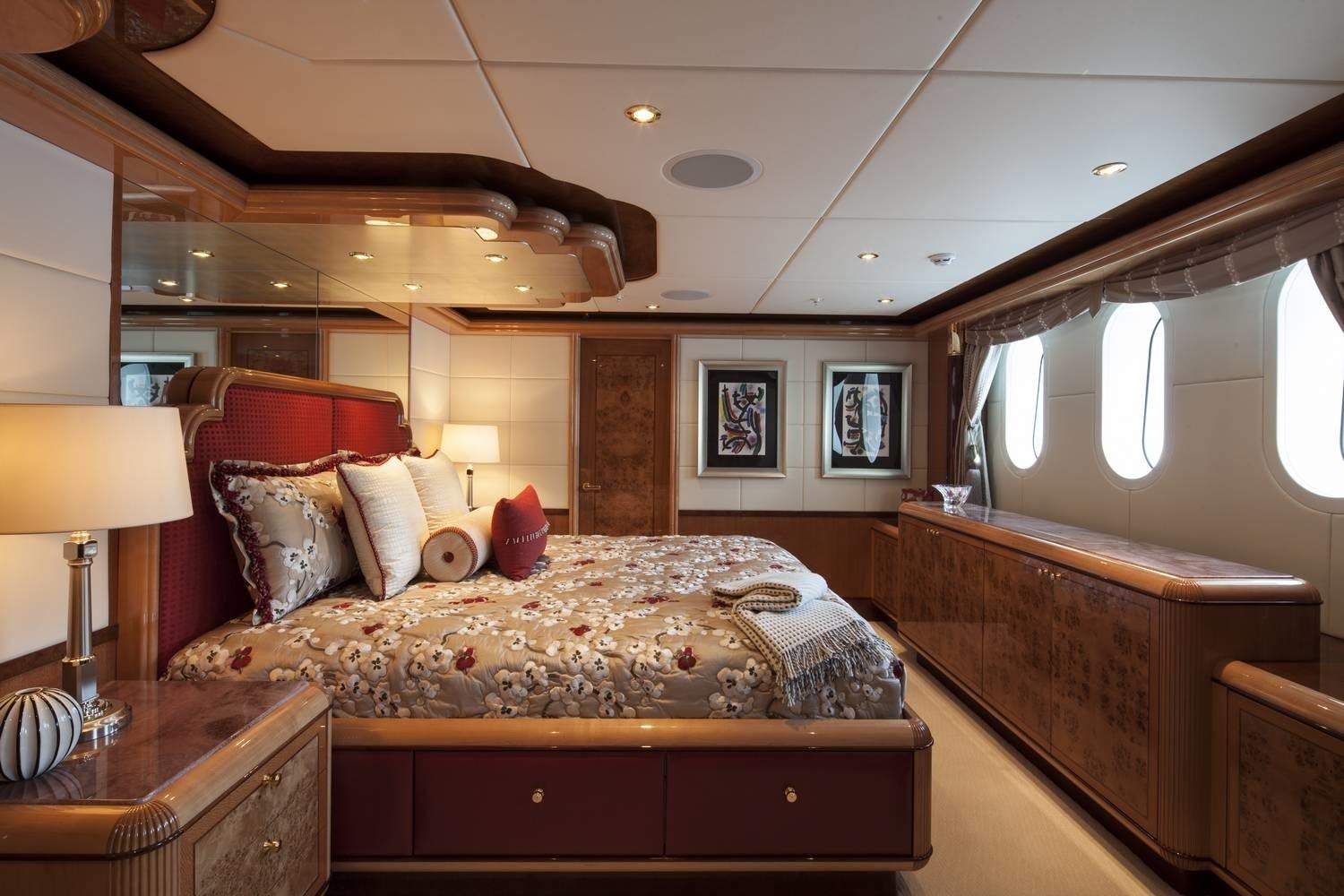 [57m-Yacht-LADY-SARA]-12344-114.jpg