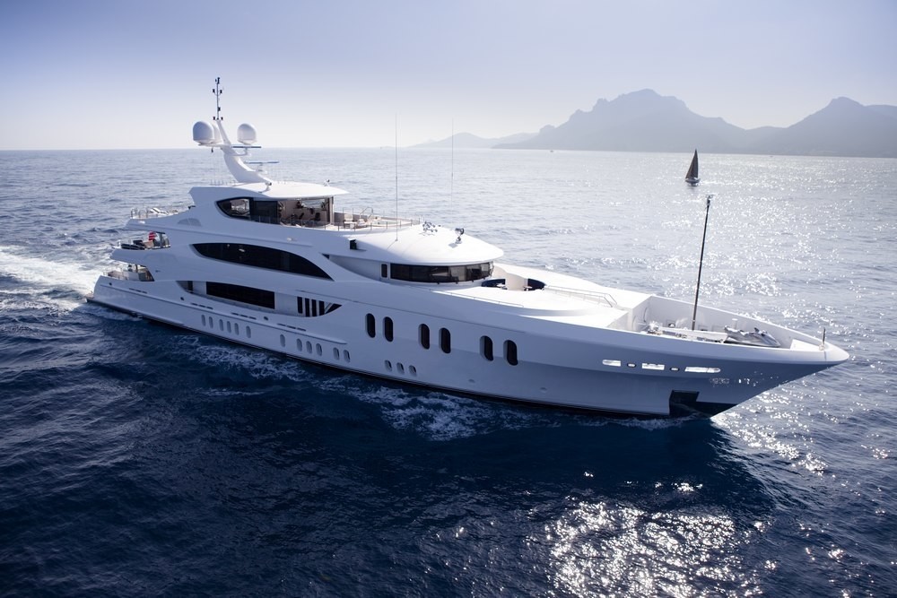 [57m-Yacht-LADY-SARA]-12344-22.jpg