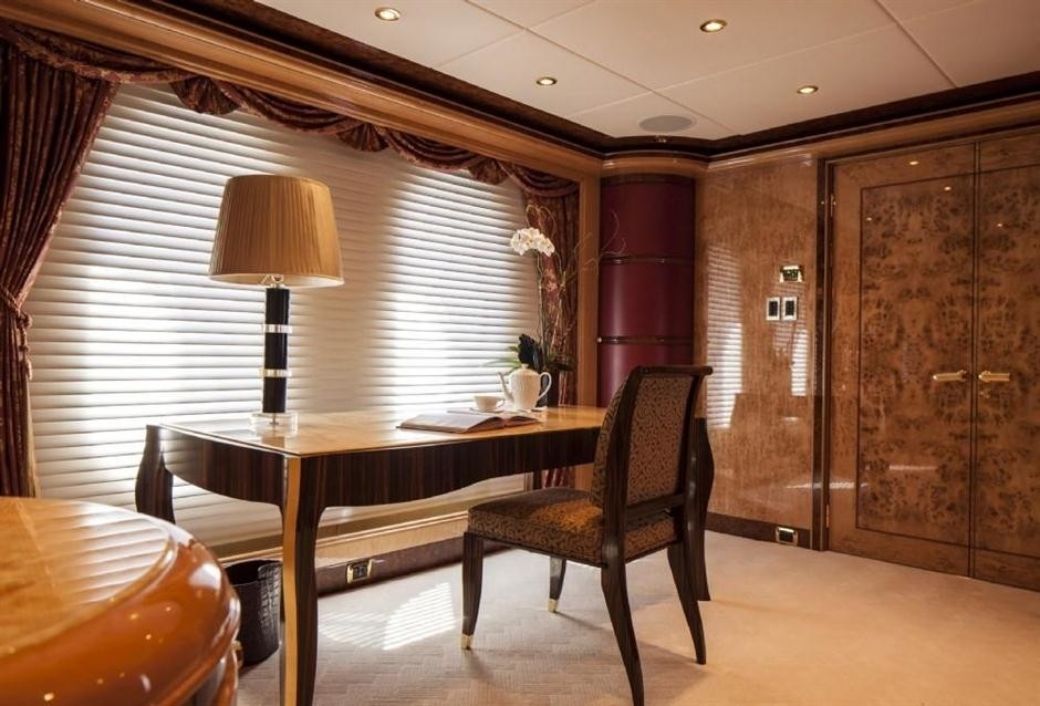 [57m-Yacht-LADY-SARA]-12344-35.jpg