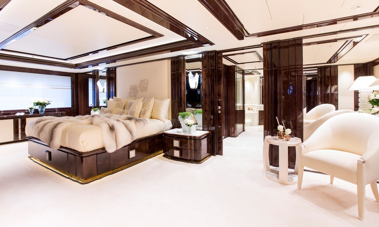 [58m-Yacht-ILLUSION-V]-11616-135.jpg